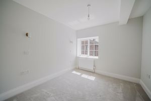 Further bedroom- click for photo gallery